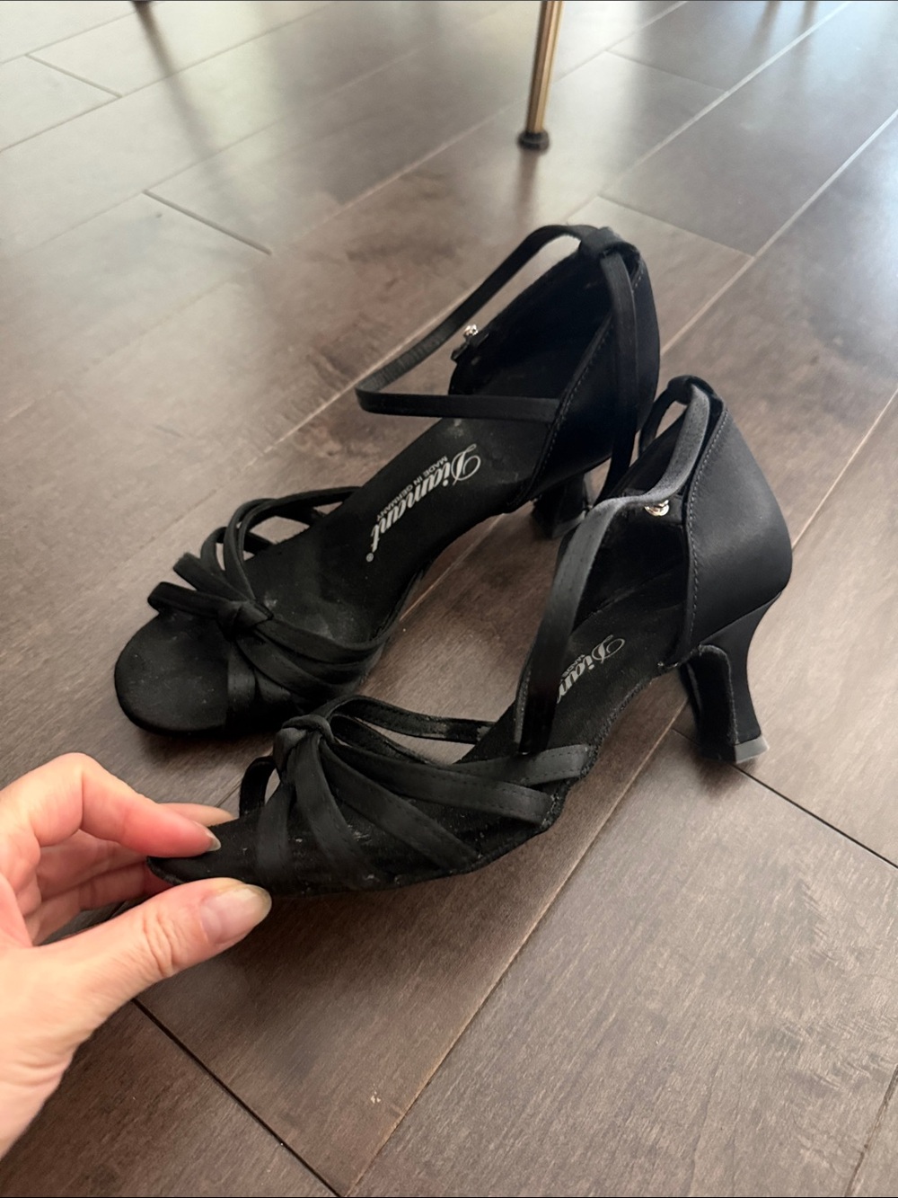 Diamant Ballroom Dance Heels Satin Knot Front Ankle-Strap Heels